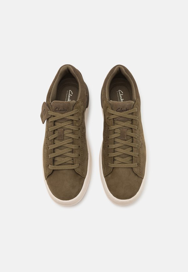 COURTLITE2 RUN - Trainers - olive2