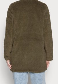 Vero Moda Zimní kabát - green