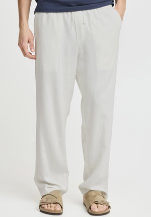 Solid SOLID SDALANN ALLAN ELASTICATED - Pantalones deportivos - off white