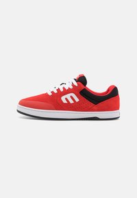 Unselected, red/white/black