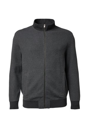 Szara rozpinana bluza z teksturowanym wzorem, wysokim kołnierzem, ściągaczami na kieszeniach i na dole, wykonana z miękkiego dzianinowego materiału.