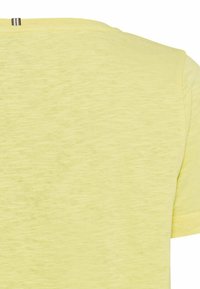 camel active V-NECK  - T-shirt basic - limoncello