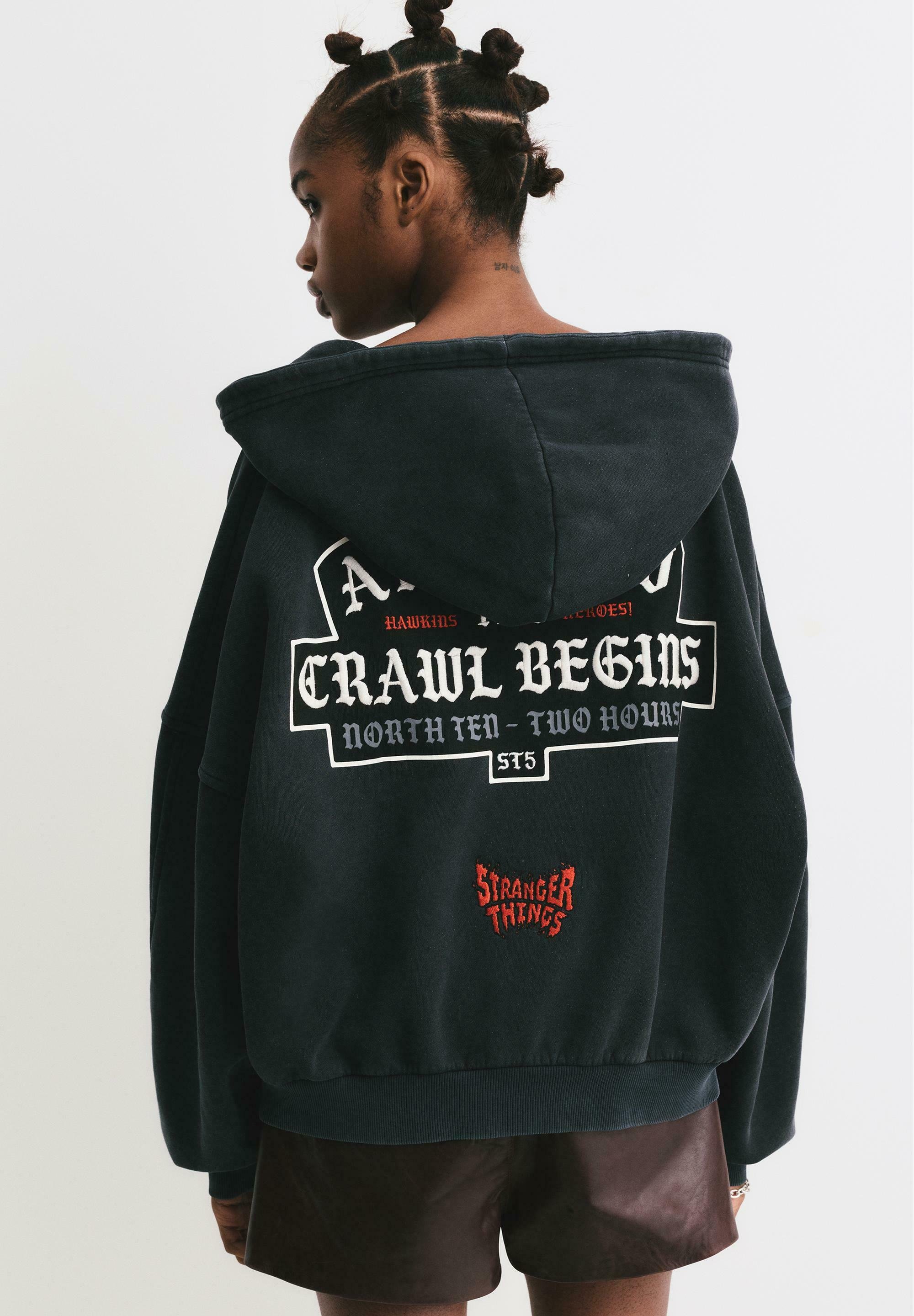 PULL&BEAR STRANGER THINGS ZIPPED - Sweatjakke - black/sort