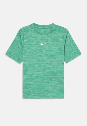 MULTI - Sport T-Shirt - stadium green/pure white
