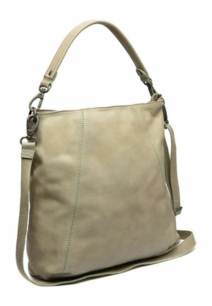 Bolso de hombro de cuero gris claro con una textura suave, que presenta un diseño espacioso, correa ajustable y detalles de costura sutiles.