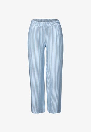 Lyseblå knælange bukser med lodrette hvide striber. Elastisk talje, glat tekstur og løs pasform for komfort.