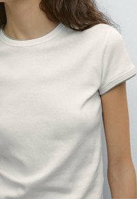 Massimo Dutti T-shirt basic - beige