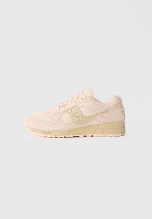 SHADOW 5000 UNISEX - Sportcipő - blush/ivory