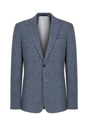 Szary, jednorzędowy męski blezer na dwa guziki, z klapami typu notch, kieszenią na piersi oraz dwiema kieszeniami z przodu, przedstawiony na białym tle.