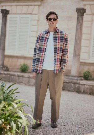 Next, REGULAR FIT - MADRAS CHECK LONG SLEEVE SHIRT  . - Hemd - red madras