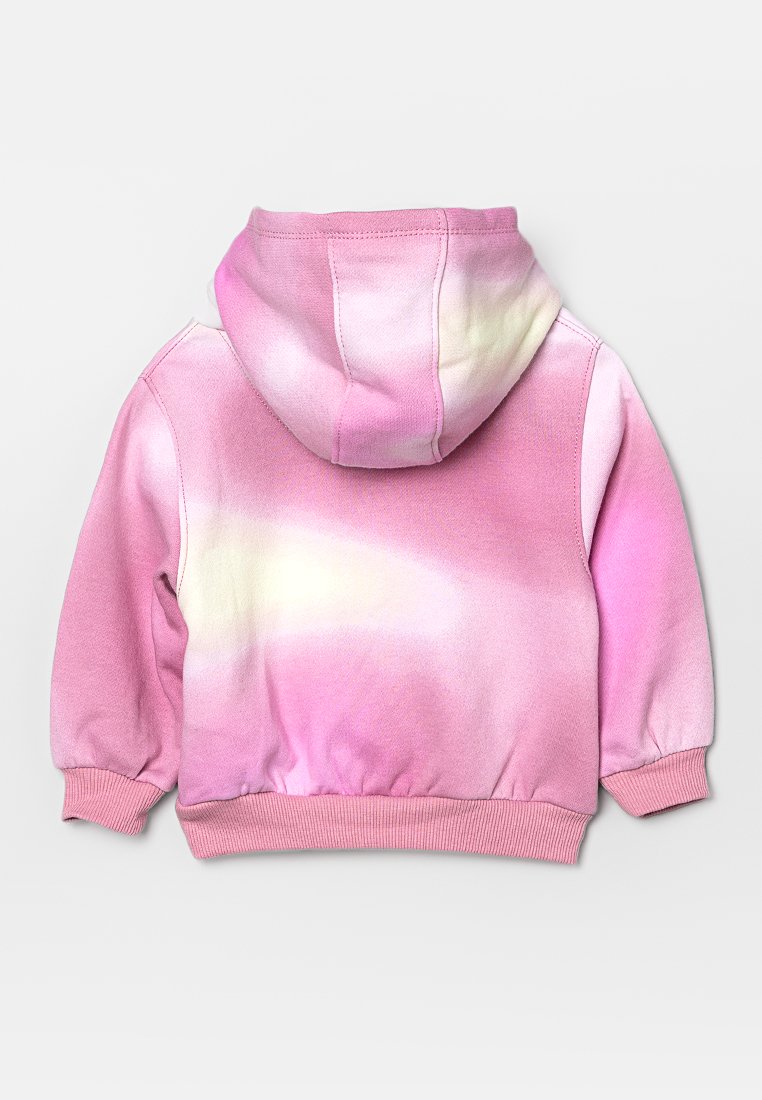 Un sweat à capuche rose avec un design dégradé, doté d'une capuche et de poignets élastiques, présenté sur un fond gris clair.