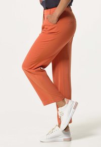 J&JOY WALES FOG - Broek - orange