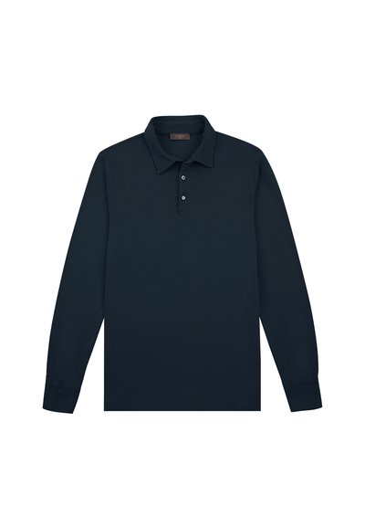 Polo à manches longues bleu marine avec un col et trois boutons, sur un fond blanc, à plat.