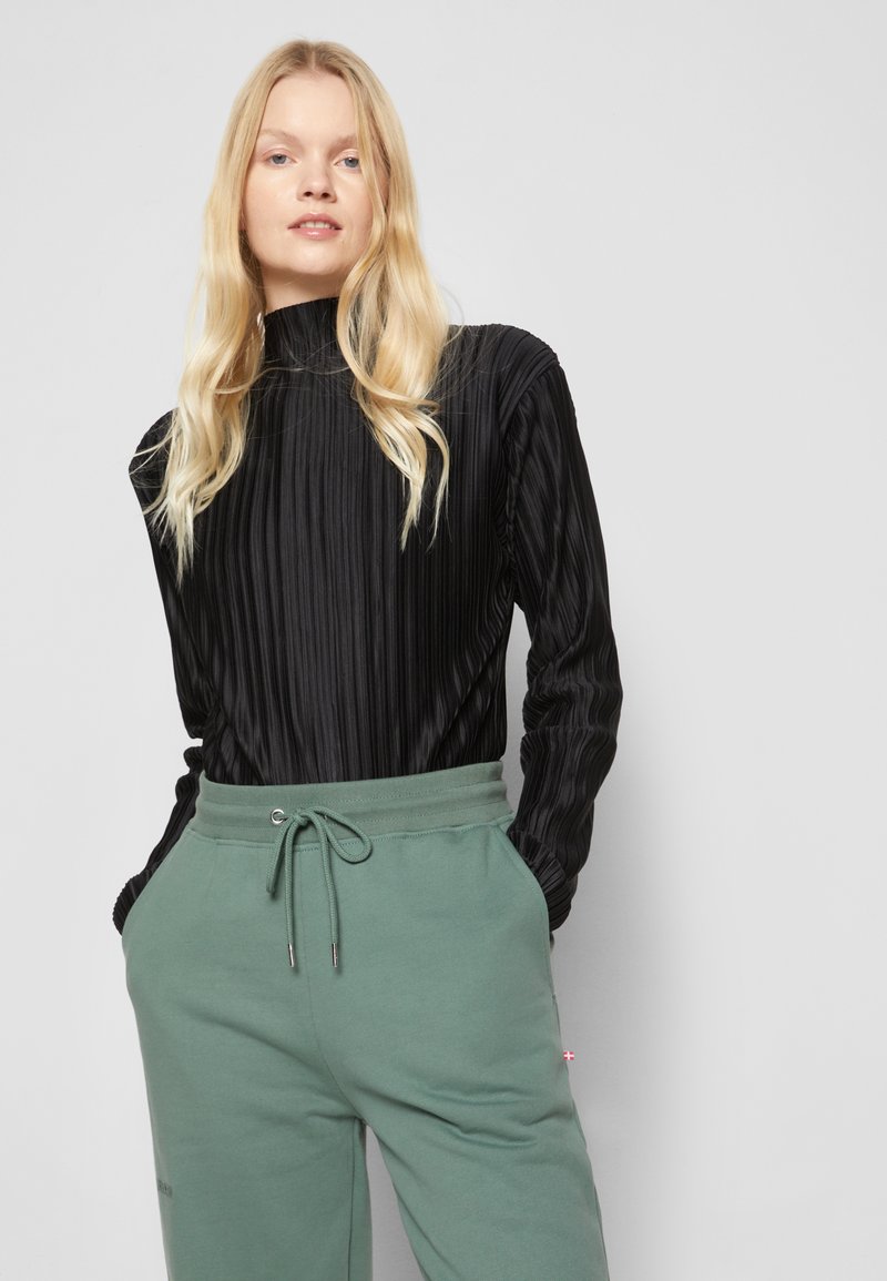 Damen Bekleidung | Han Kjøbenhavn PANTS Jogginghose dusty green/grün - CC69703 Damen Bekleidung | Han Kjøbenhavn PANTS Jogginghose dusty green/grün - CC69703