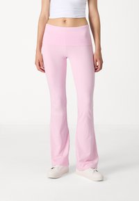 Gina Tricot SOFT TOUCH FOLDED TROUSERS - Kelnės - pink lady