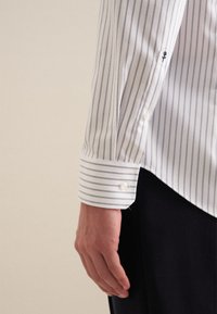 Seidensticker BUSINESS SHAPED - Camicia elegante - blue