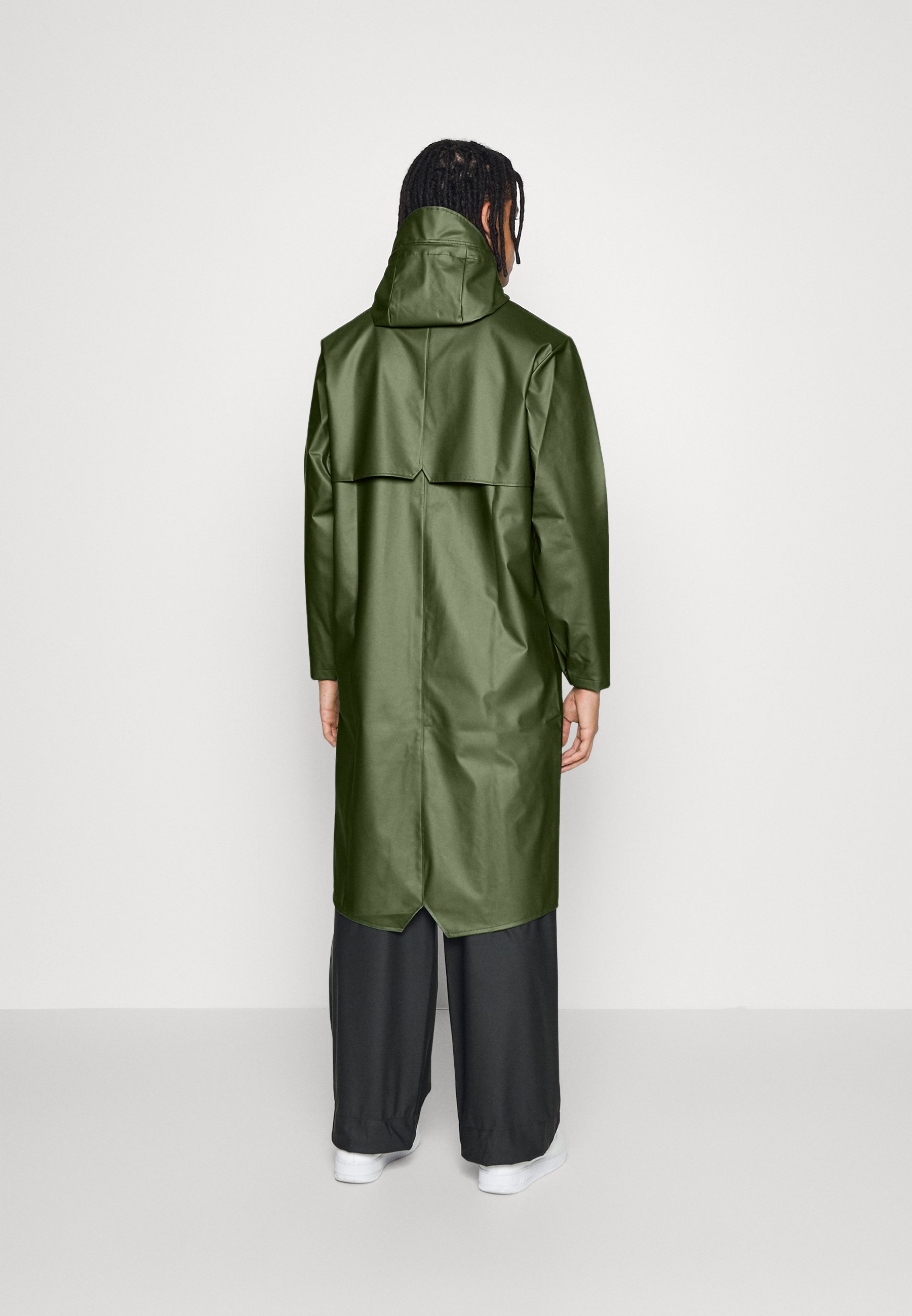 Rains LONGER JACKET UNISEX - Regenjas - evergreen/olijfgroen - Zalando.nl