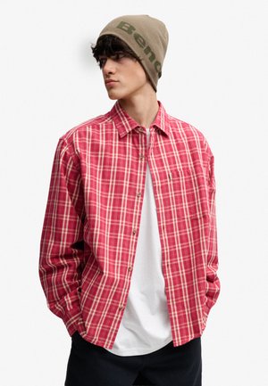 Bench, BENCH X SUPERDRY &AMP; CO BENCH JACQUARD SKATER BEANIE HAT - Huer - chocolate chip
