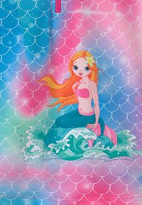 Tissu sur le thème des sirènes dans des teintes de bleu et de rose, présentant un personnage aux longs cheveux, avec un accent floral et des vagues dans des couleurs vives.