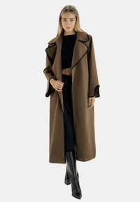 Abrigo clásico - braun