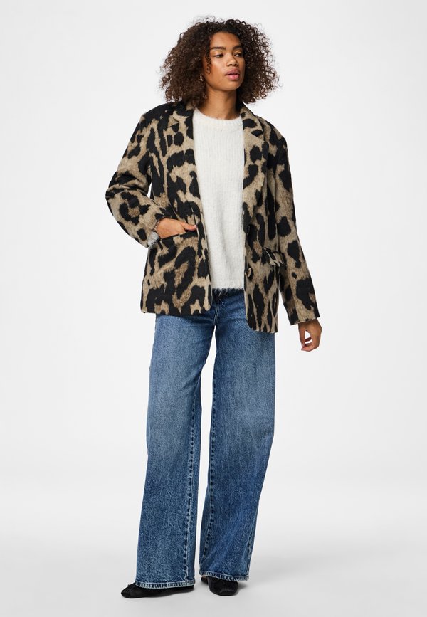 PCDEMI LOOSE - Blazer2