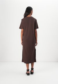 Thumbnail Image 4