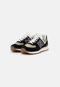 New Balance ML574 UNISEX - Sapatilhas - black