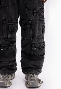 FAVELA MULTI POCKET UNISEX - Relaxed fit jeans - black