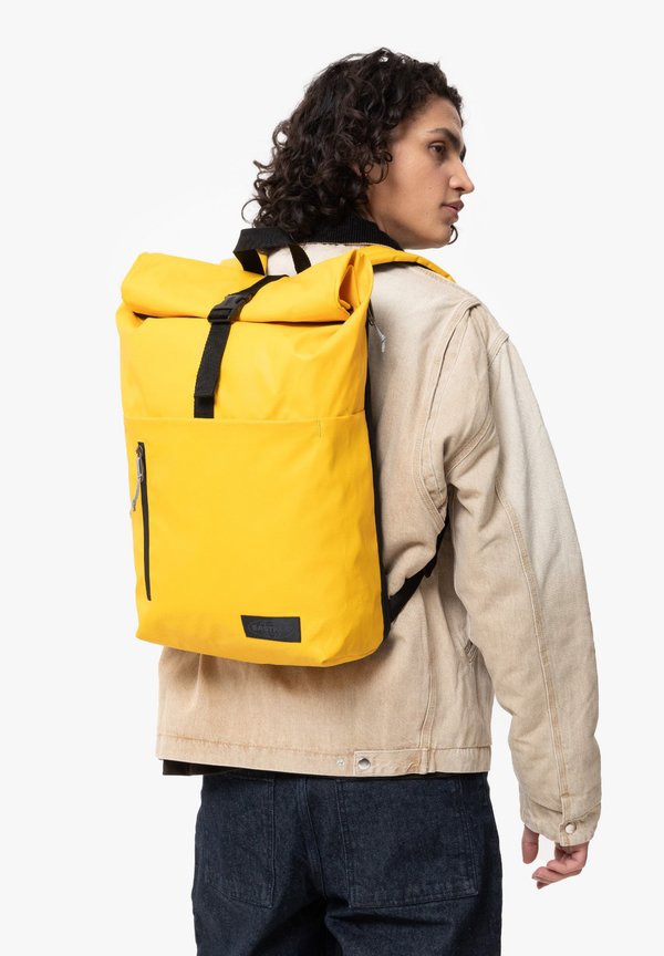 UP ROLL - Tagesrucksack - tarp yolk