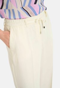 BRAX STYLE MAINE - Stoffhose - soft beige