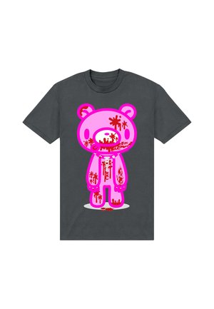 Mørkegrå t-shirt med en lys pink tegneseriebamse grafik dækket af røde malerpletter på fronten.