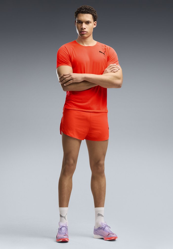 PUMA LIGHTSPEED LAUFSHIRT - Sports T-shirt - ultra red
