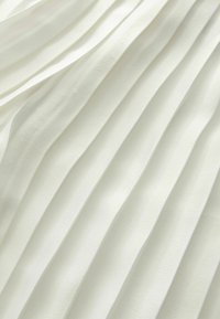 Next Haalari - ivory white
