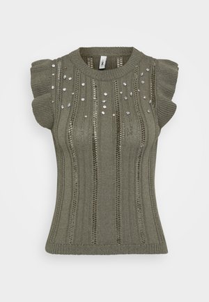 Top de malha verde-oliva com mangas curtas e com franzido, apresentando detalhes em strass e um padrão de riscas verticais com detalhes em rendado.
