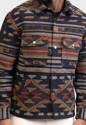 Chaqueta fina - black