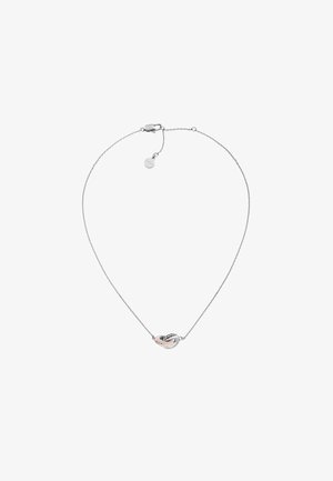 Sølv kæderegne med et sammenflettet led-design og en poleret overflade, samt et lille cirkulært mærke på låsen.