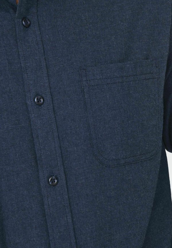 NORMAL GESCHNITTEN KRAGEN - Shirt3