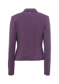 Blazer viola con un design aderente, colletto a punta e maniche lunghe. Tessuto liscio con una cucitura centrale ben definita e dettagli hardware minimi.