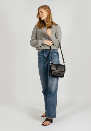 STILLBASIC LARGE CROSSBODY - Ülerinna-kott - black