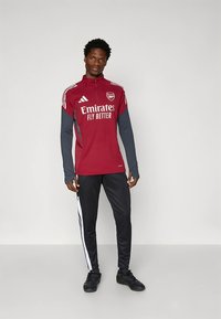 adidas Performance ARSENAL FC 25/26 TIRO 25 EUROPEAN TRAINING TOP - Klubové oblečenie - team coll burgundy/dark grey