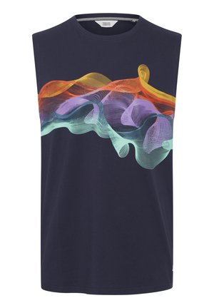 Marinefarbener ärmelloser T-Shirt aus Baumwolle. Mit einem mehrfarbigen Wellenmuster in Orange, Lila und Türkis über der Brust. Weicher Stoff.
