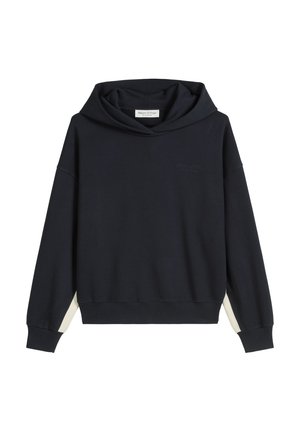 Marineblauer Hoodie mit gefütterter Kapuze, weiten Ärmeln und einem kontrastierenden hellen Seitenakzent; weiche Textur; dezentes, auf der Vorderseite eingeprägtes Logo.