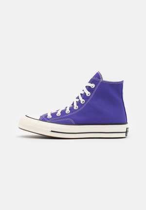 Vysoké tenisky - purple