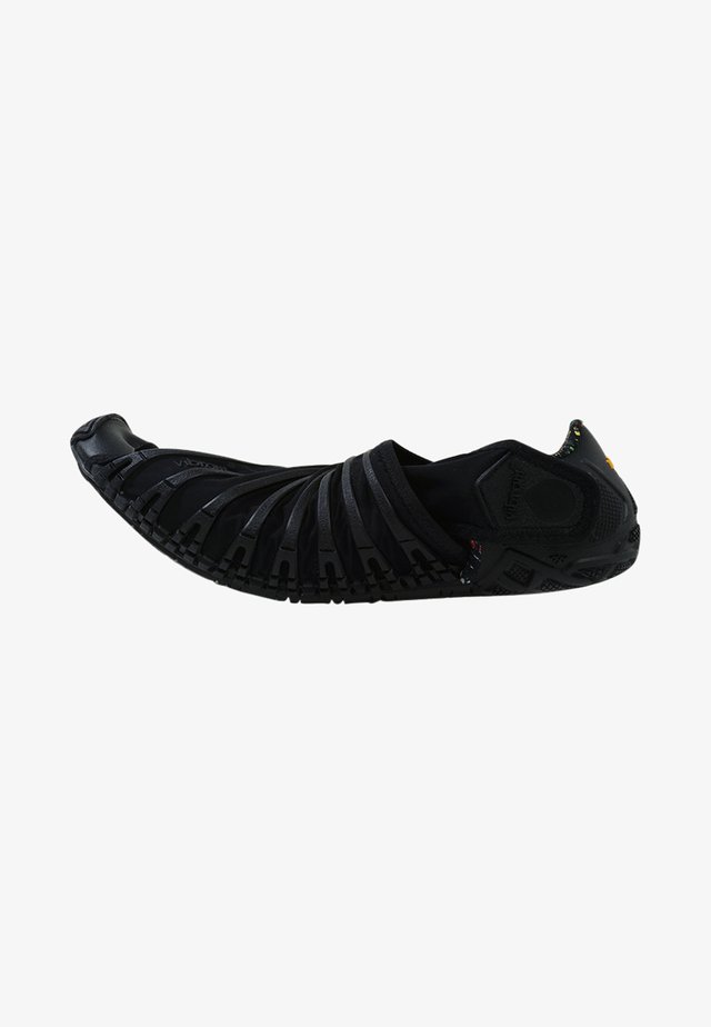 Sports shoes - black