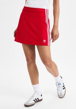 adidas Originals Shorts - rot