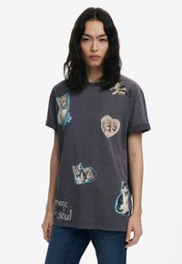 Desigual Printtipaita - grey