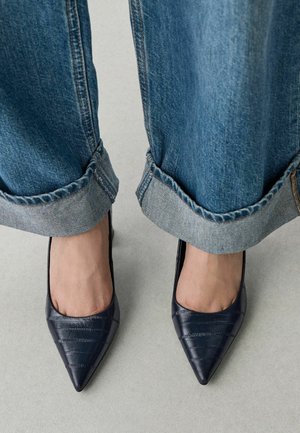 Next, Classic heels - navy