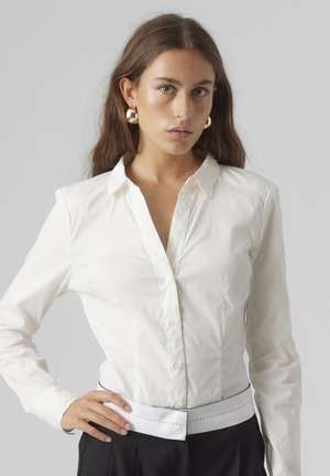 Vero Moda VMLADY STRING SHIRT - Overhemdblouse - snow white