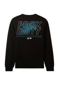 Felpa nera a maniche lunghe con grande scritta "PROXIMITY" e testo descrittivo più piccolo in blu e bianco sul retro, design a collo tondo.