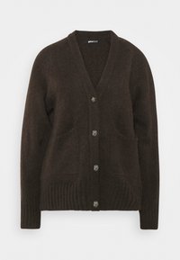 Tmavě hnědý svetr vyrobený z texturované látky. Má výstřih do V, žebrované manžety a lem, a pět stříbrných knoflíků na přední straně.